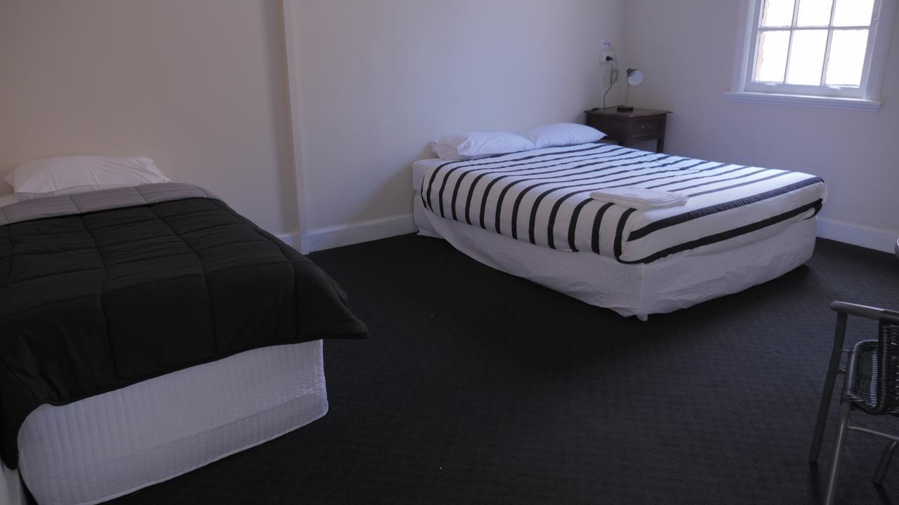 National Hotel Toowoomba Phòng bức ảnh