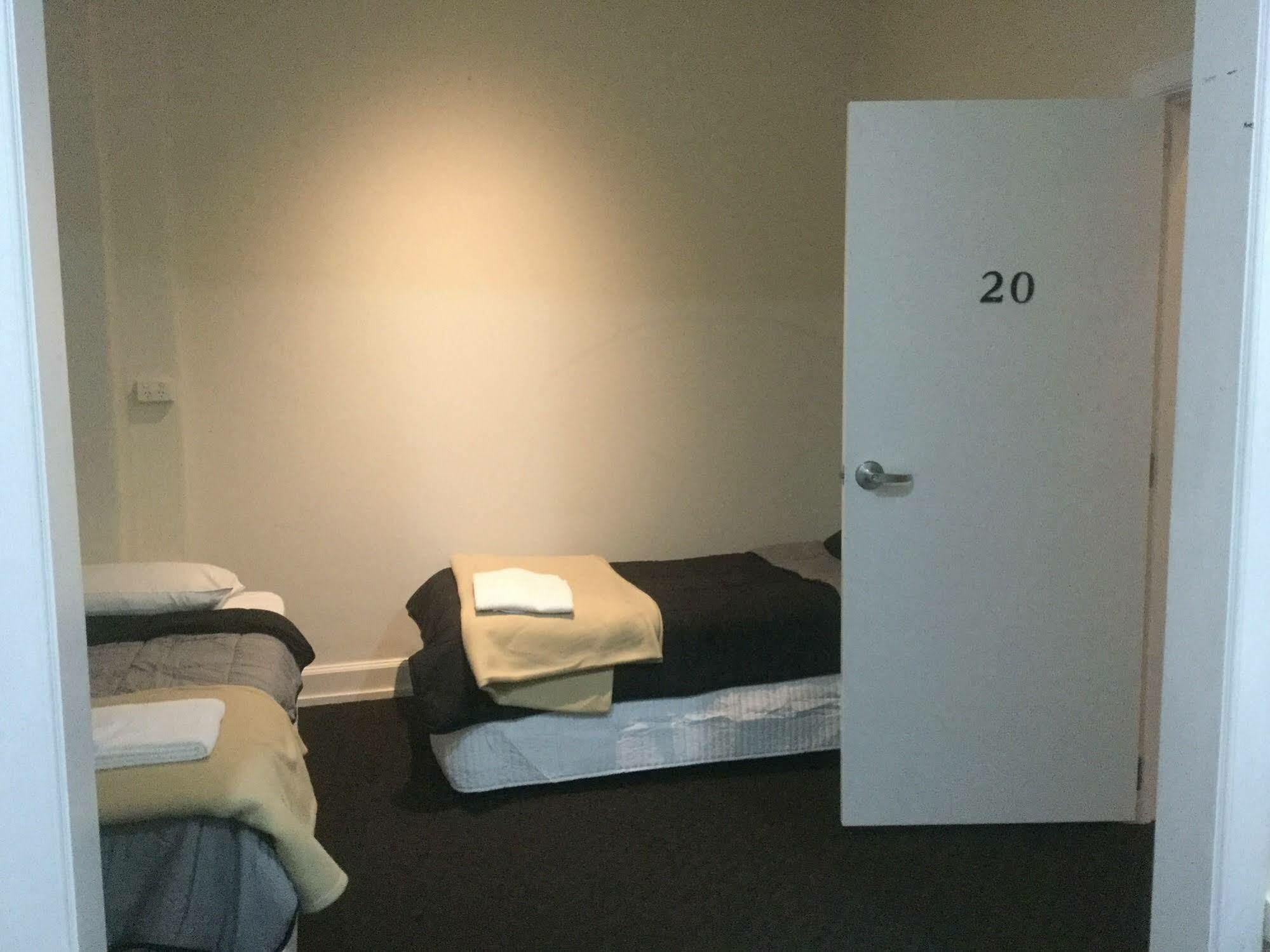 National Hotel Toowoomba Ngoại thất bức ảnh