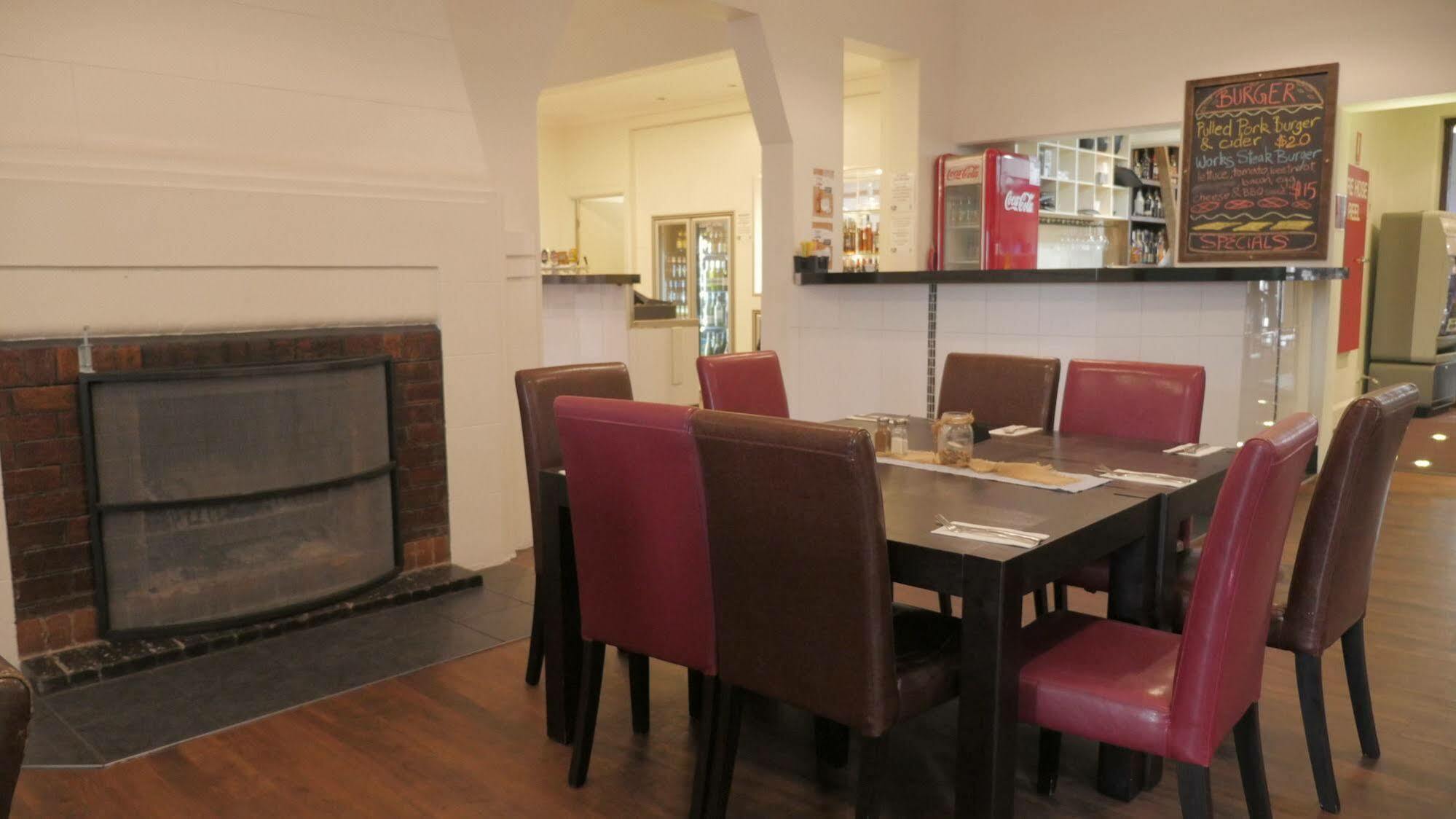National Hotel Toowoomba Ngoại thất bức ảnh
